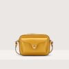 Coccinelle Beat Soft Small