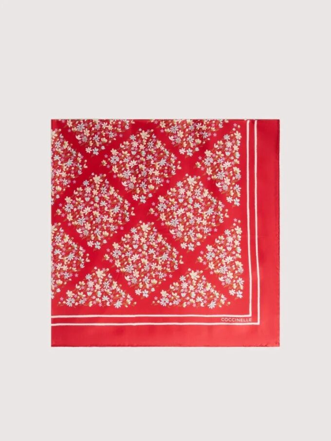 Coccinelle Sakura-blommor
