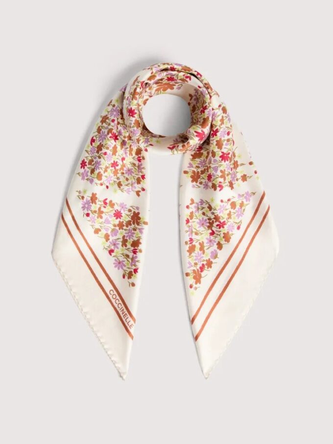 Coccinelle Sakura-blommor